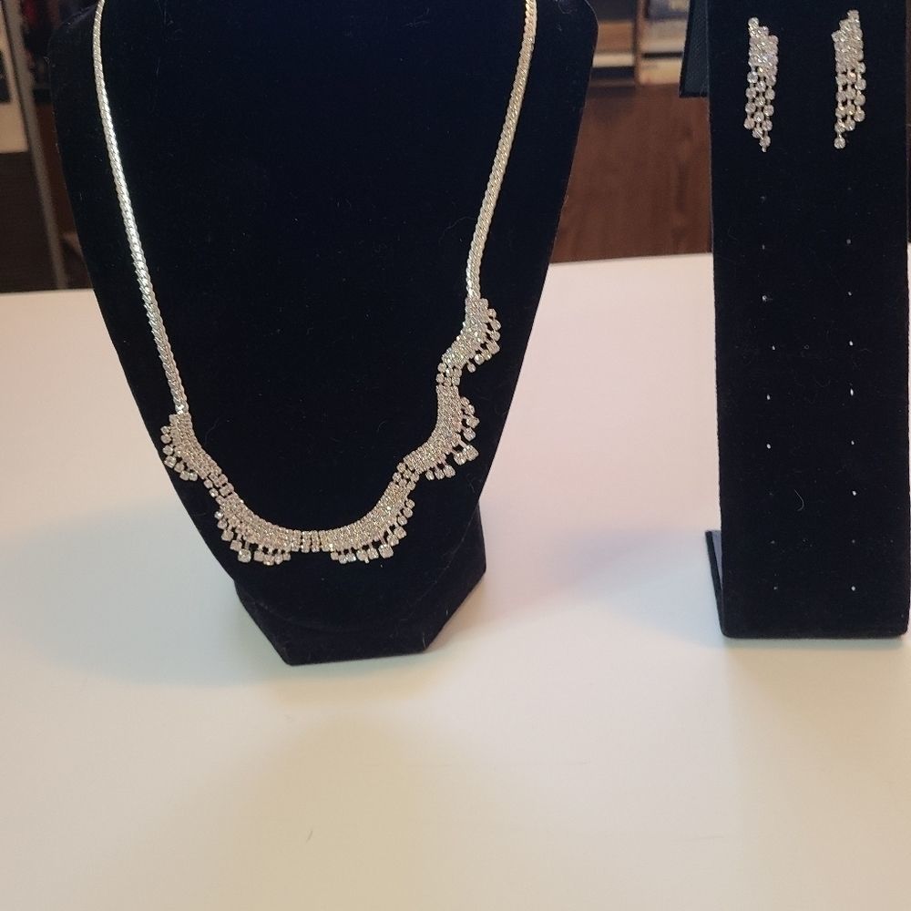 Wedding Necklace and Earrings with Rhinestones Costume Jewelry - Picture 11 of 11